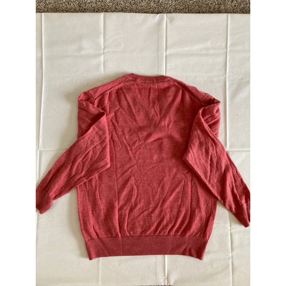 Raffi  Mens Extra Fine Merino Wool V-Neck Sweater Coral Pink Large